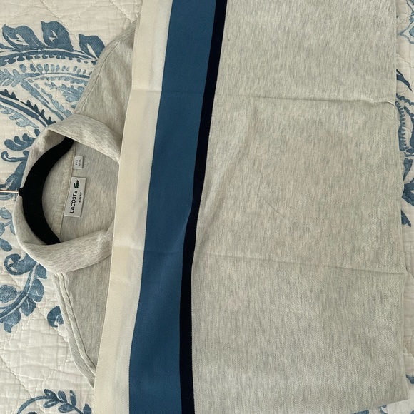 Lacoste Men's Light Gray Polo Shirt with Navy Accents - Picture 6 of 11